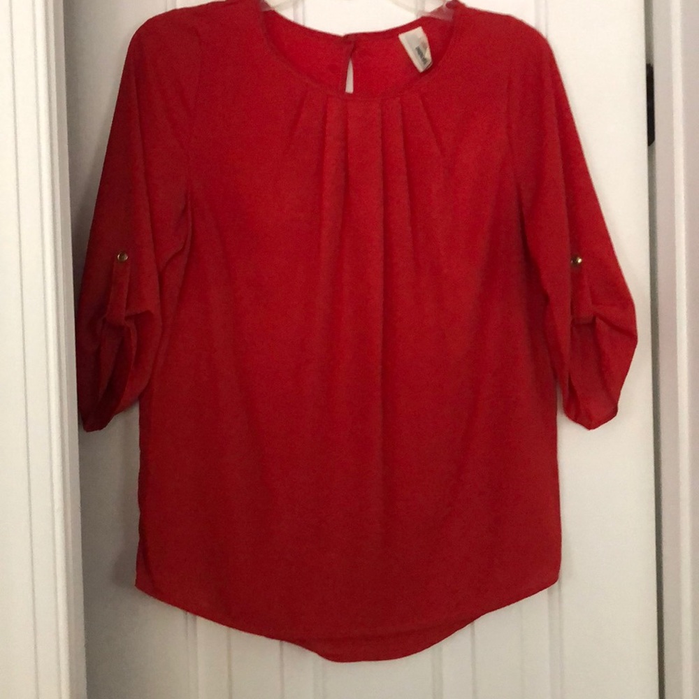 Red blouse - Picture 1 of 2